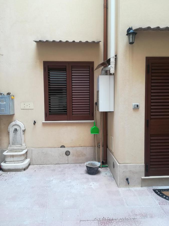 Casa Ale Bed and Breakfast Brindisi Buitenkant foto